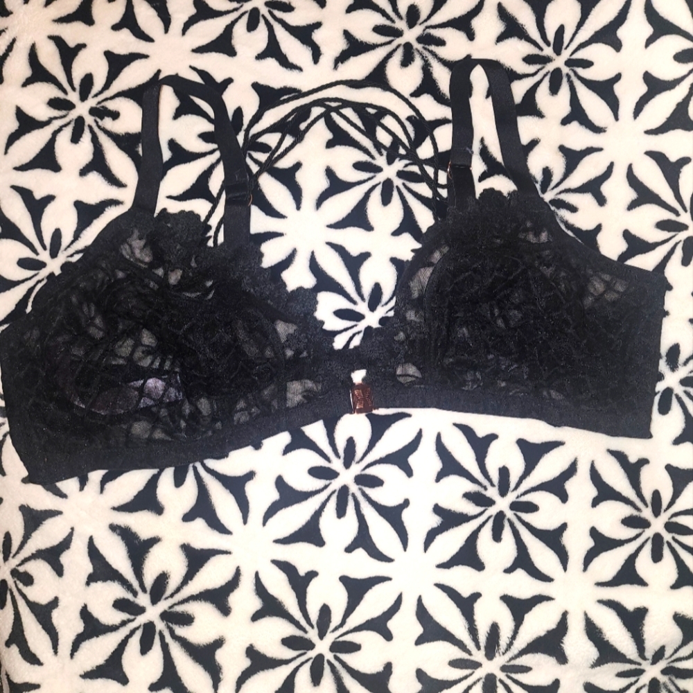 New Savage Fenty Lace Bra sz 2x